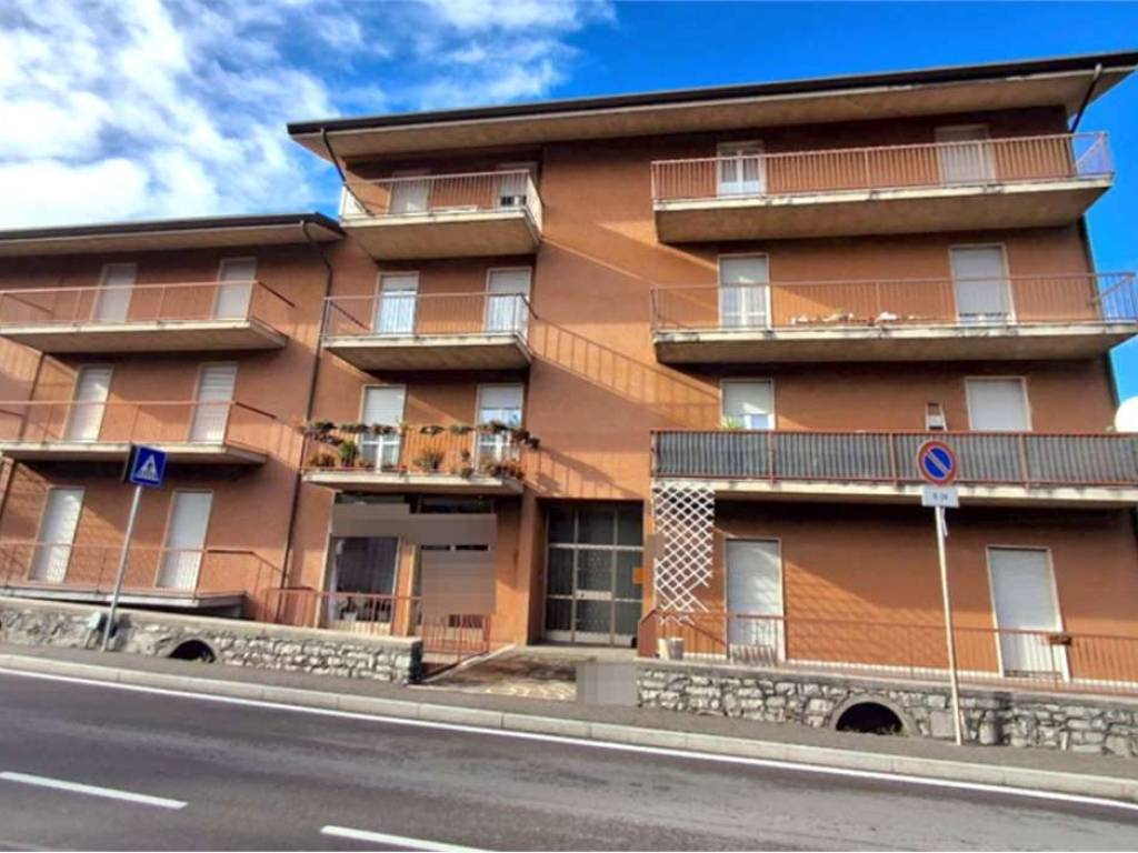 appartamento in vendita a Leffe