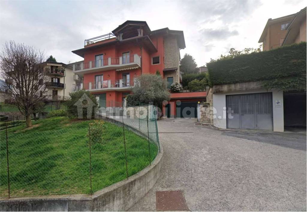 appartamento in vendita a Leffe