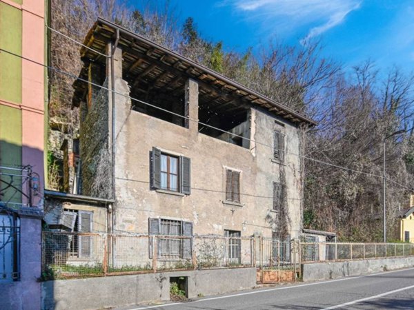 casa indipendente in vendita a Leffe