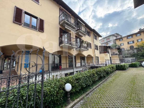 appartamento in vendita a Leffe