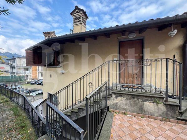 appartamento in vendita a Leffe