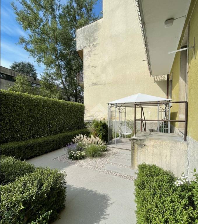 appartamento in vendita a Leffe