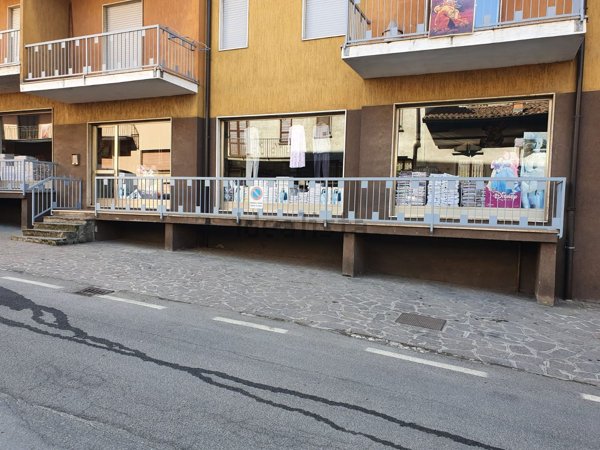 ufficio in vendita a Leffe