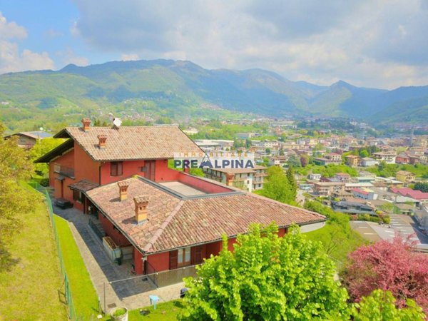 casa indipendente in vendita a Leffe in zona San Rocco
