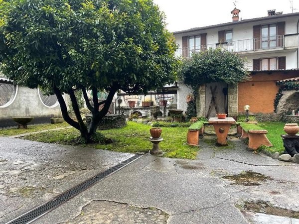 appartamento in vendita a Leffe