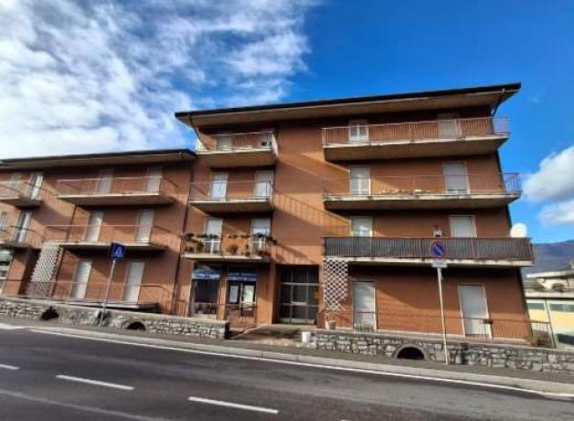 appartamento in vendita a Leffe