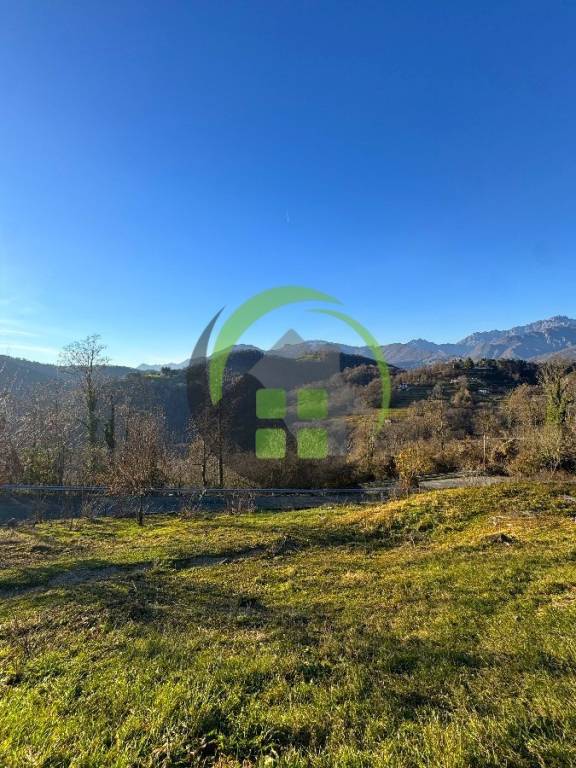 terreno edificabile in vendita a Leffe