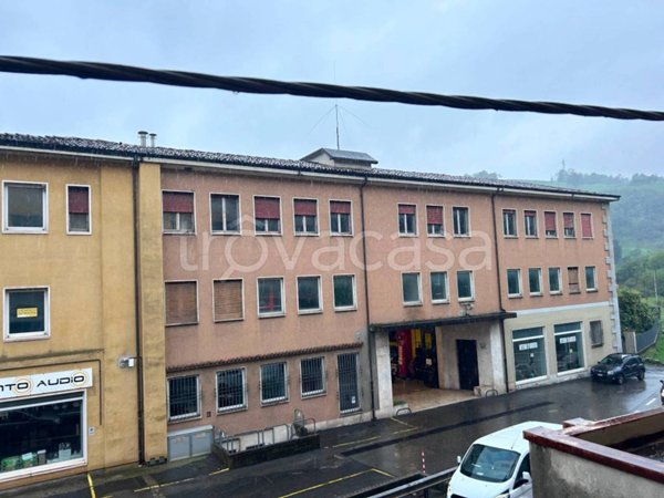 attico in vendita a Leffe