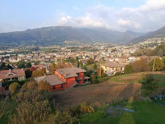 terreno edificabile in vendita a Leffe