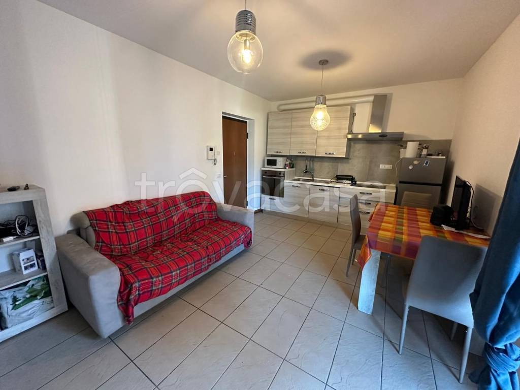 appartamento in vendita a Leffe