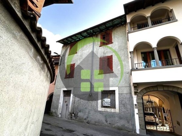 casa indipendente in vendita a Leffe