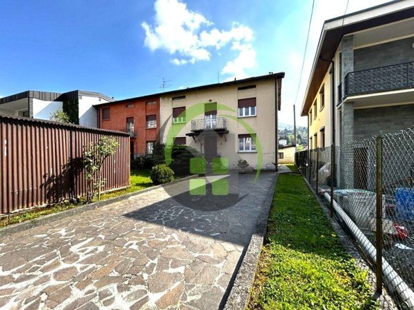 appartamento in vendita a Leffe