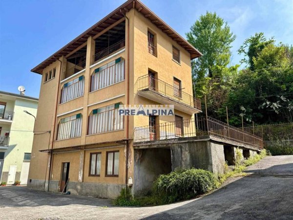 casa indipendente in vendita a Leffe