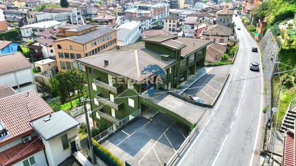 intera palazzina in vendita a Leffe