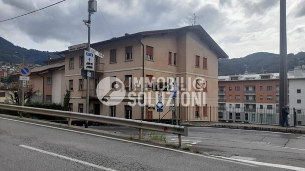 appartamento in vendita a Leffe
