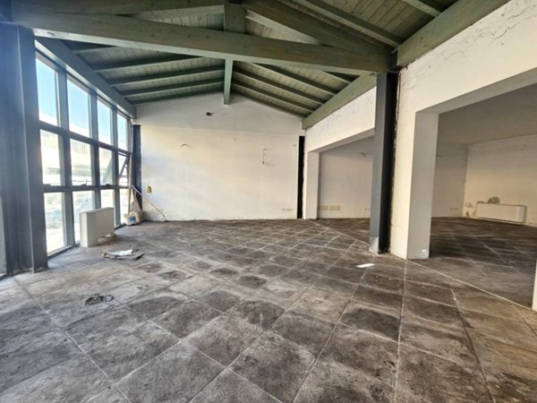 ufficio in vendita a Leffe in zona San Rocco