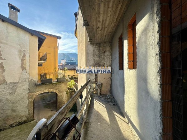 casa indipendente in vendita a Leffe in zona San Rocco