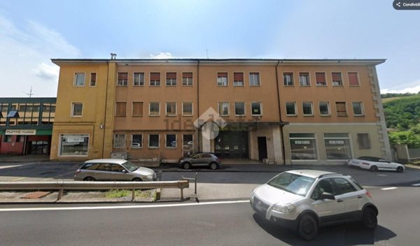 ufficio in vendita a Leffe in zona San Rocco