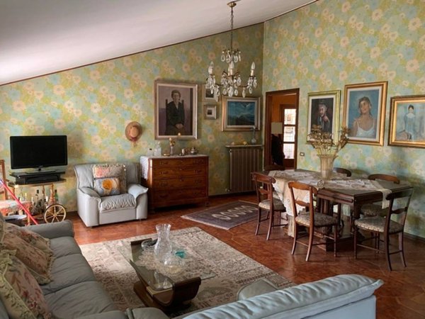 appartamento in vendita a Leffe