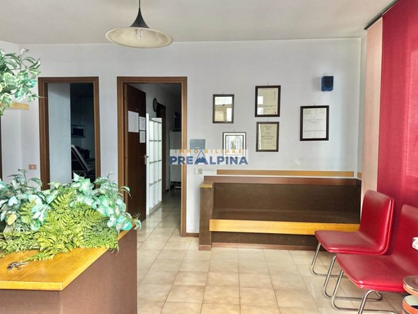 ufficio in vendita a Leffe in zona San Rocco