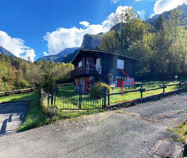 pentavano in vendita a Lenna