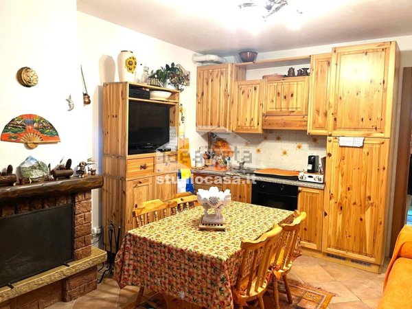 appartamento in vendita a Lenna