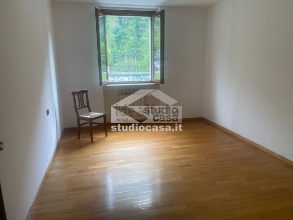 appartamento in vendita a Lenna