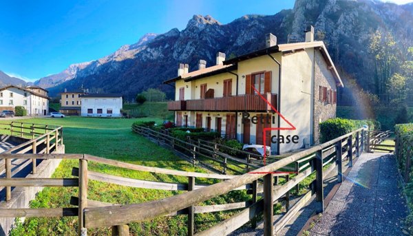 appartamento in vendita a Lenna