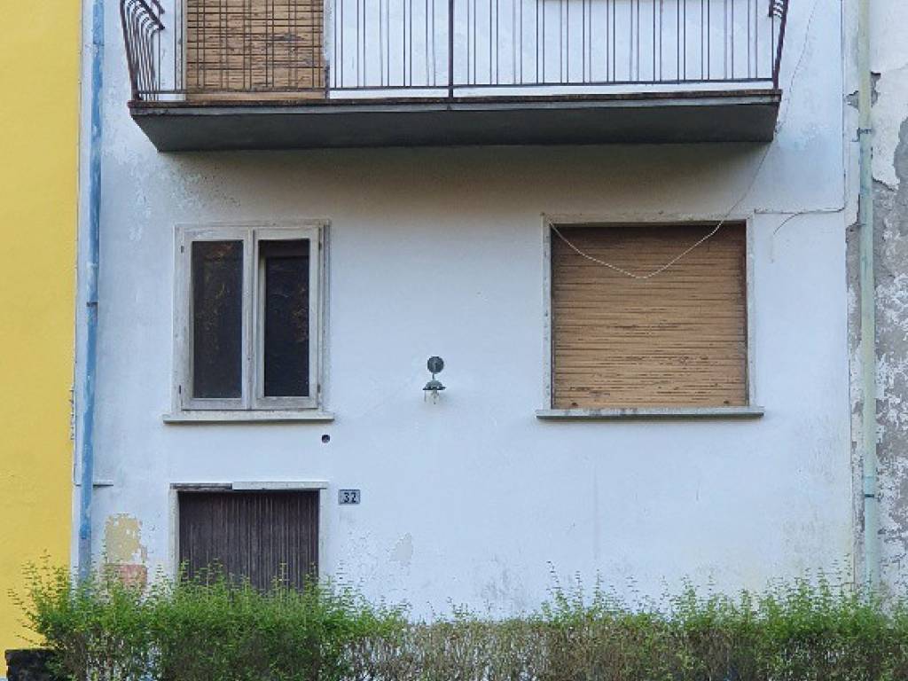 casale in vendita a Lenna