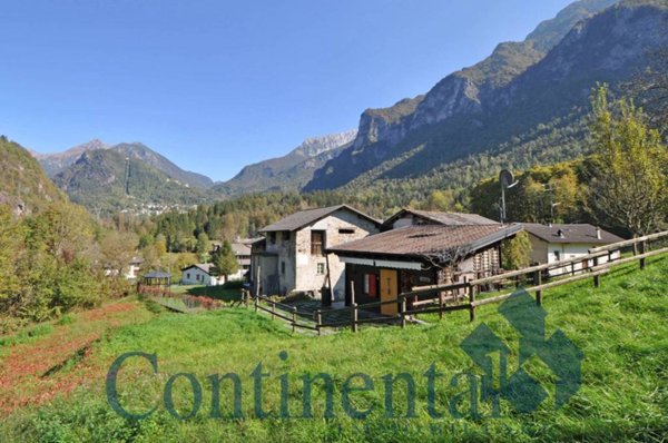 appartamento in vendita a Lenna