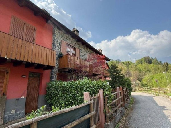 appartamento in vendita a Lenna