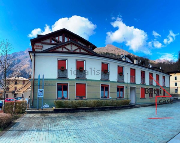 appartamento in vendita a Lenna in zona Scalvino