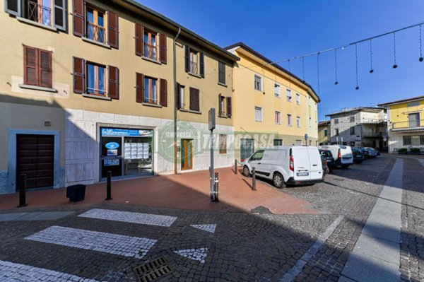 appartamento in vendita a Levate