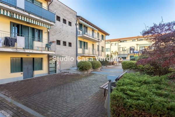 appartamento in vendita a Levate