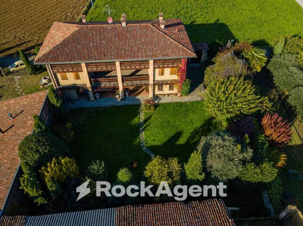 casa indipendente in vendita a Levate