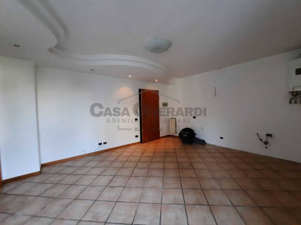 appartamento in vendita a Levate