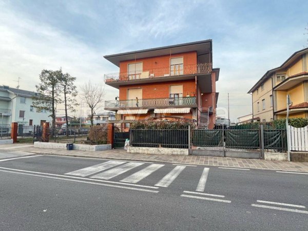 appartamento in vendita a Levate