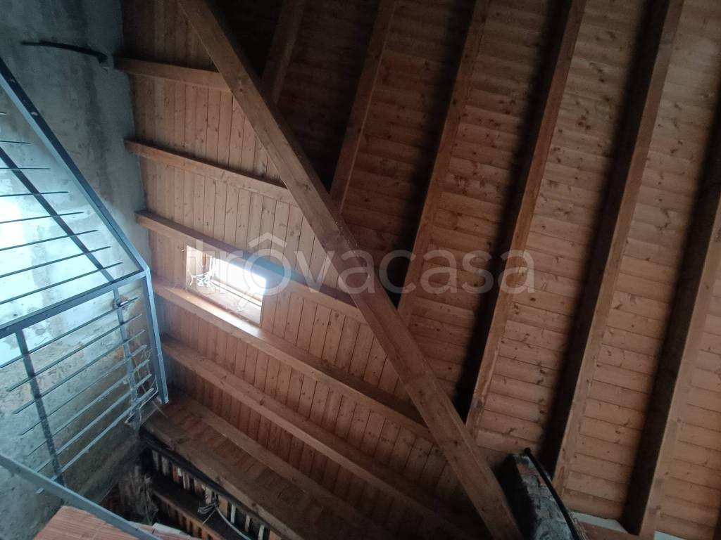 appartamento in vendita a Levate