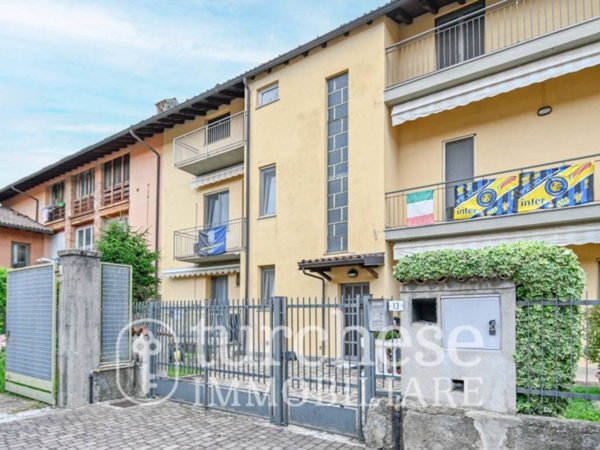 appartamento in vendita a Levate