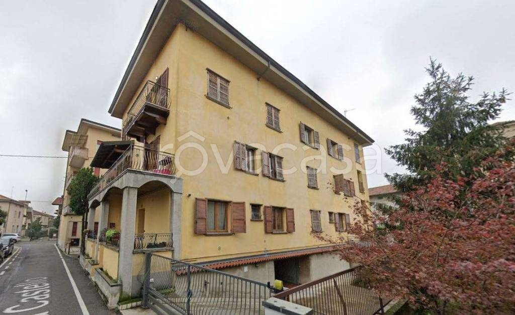 appartamento in vendita a Levate