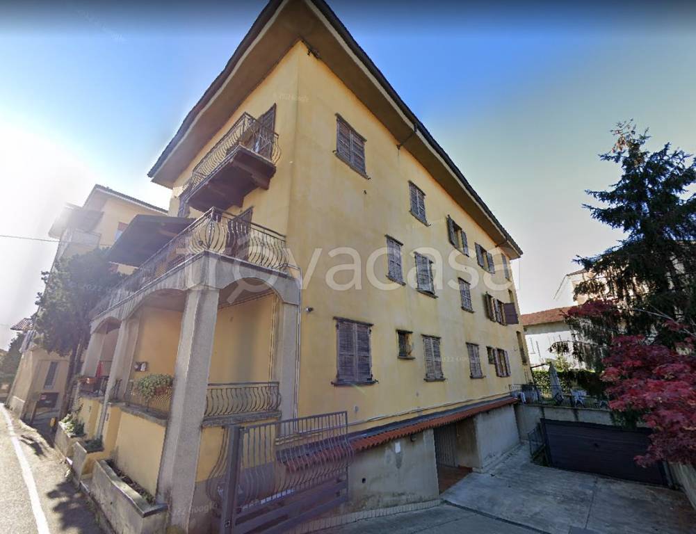 appartamento in vendita a Levate