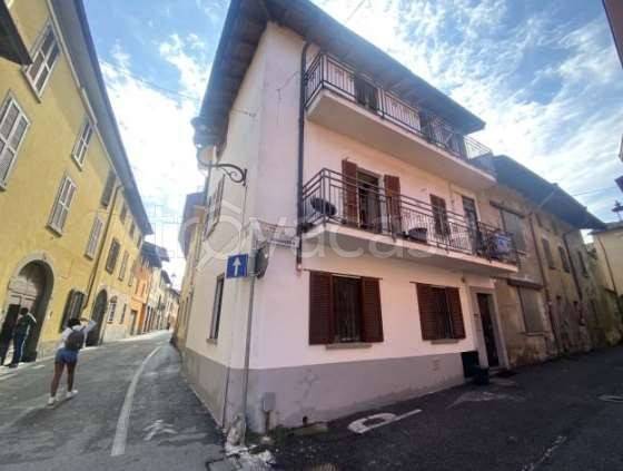 appartamento in vendita a Levate