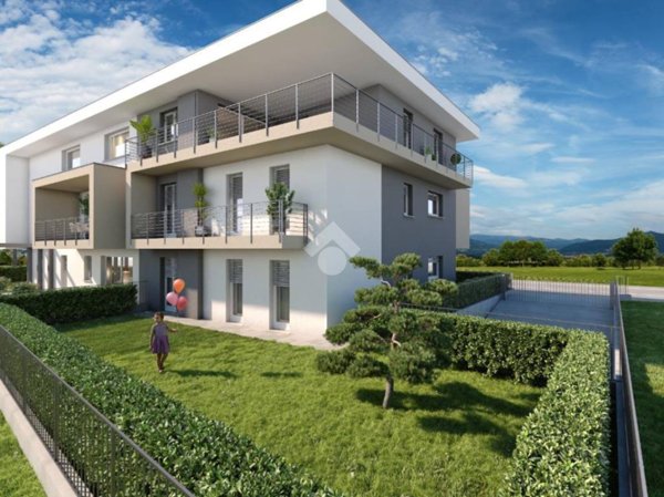 appartamento in vendita a Levate