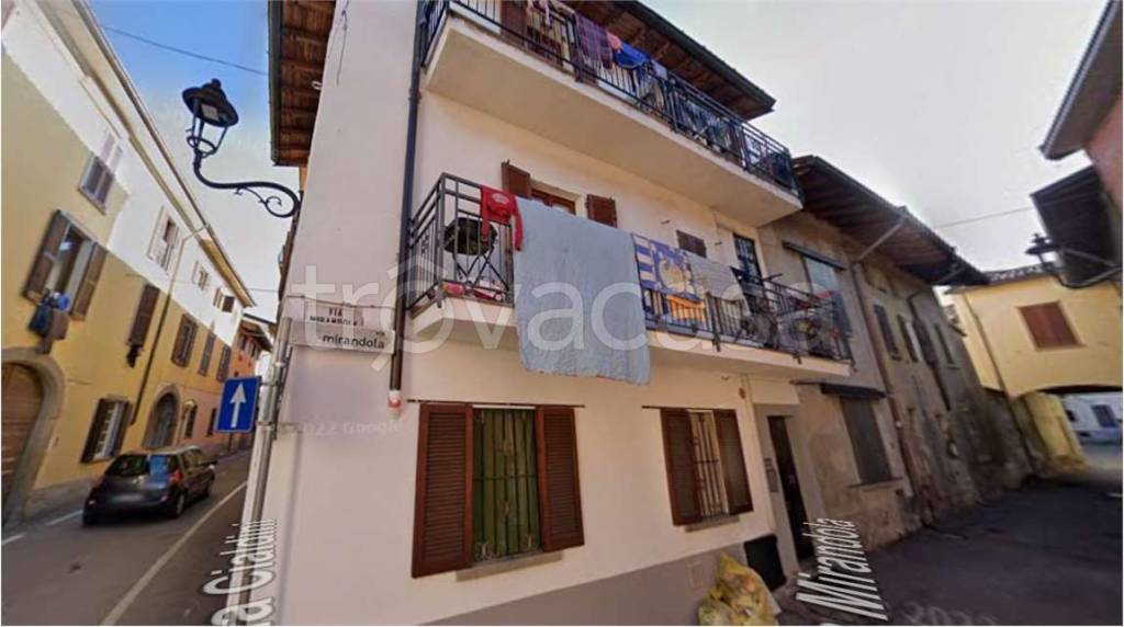 appartamento in vendita a Levate