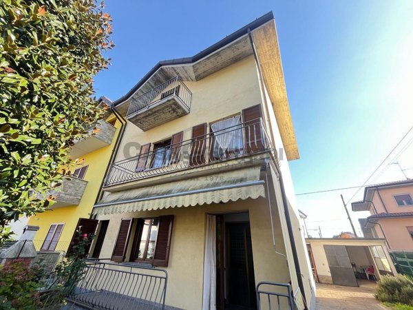 casa indipendente in vendita a Levate