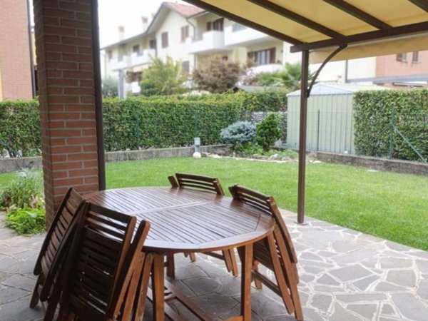 casa indipendente in vendita a Levate