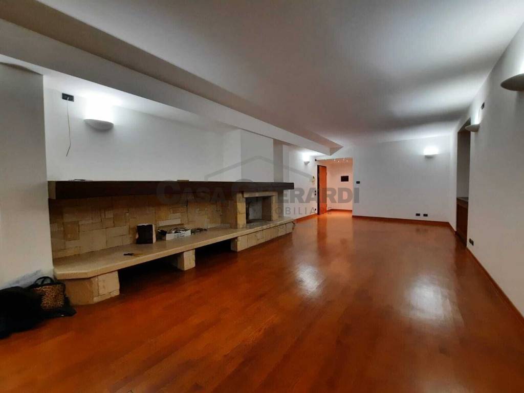 appartamento in vendita a Levate