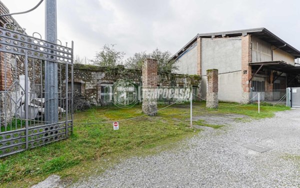 appartamento in vendita a Levate