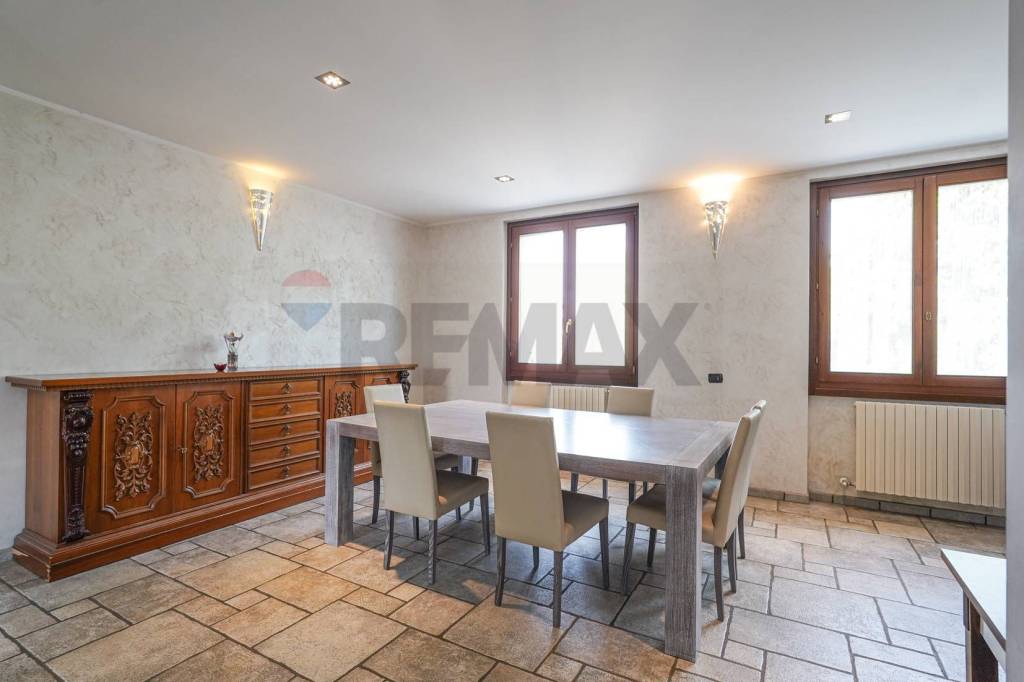 appartamento in vendita a Levate