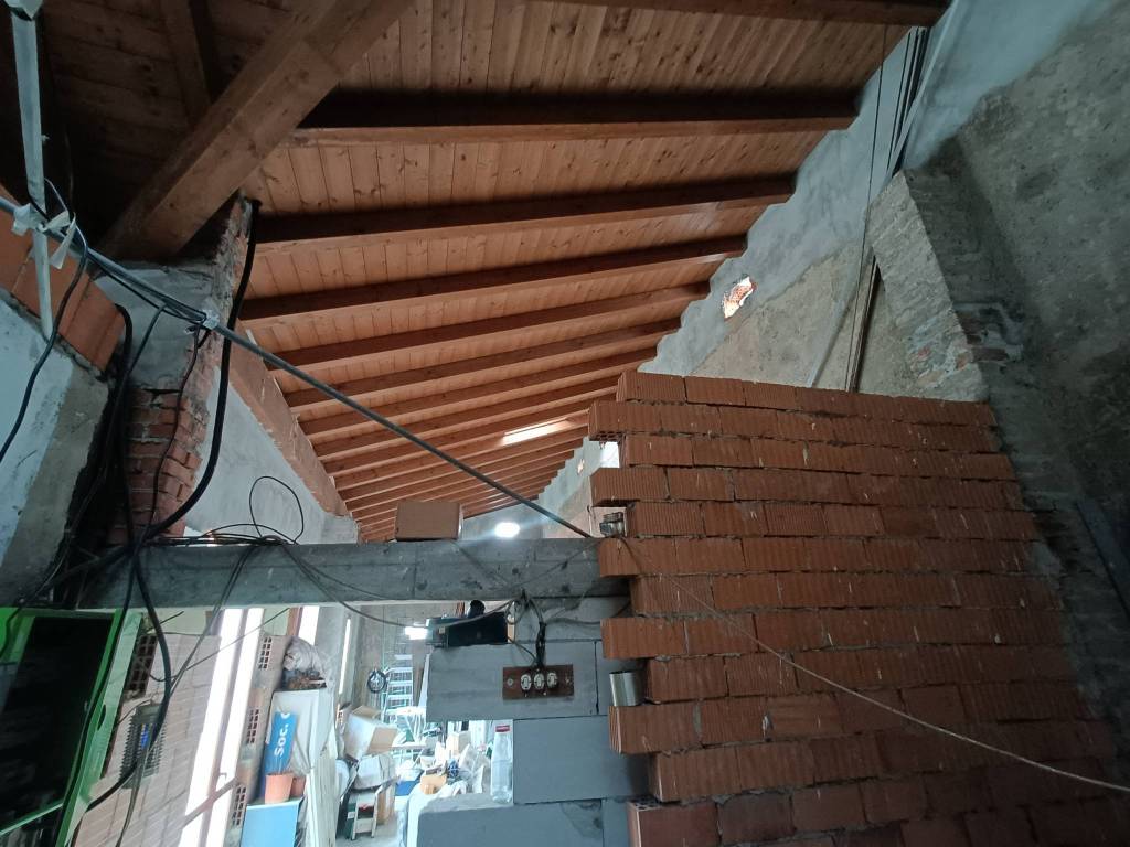 appartamento in vendita a Levate